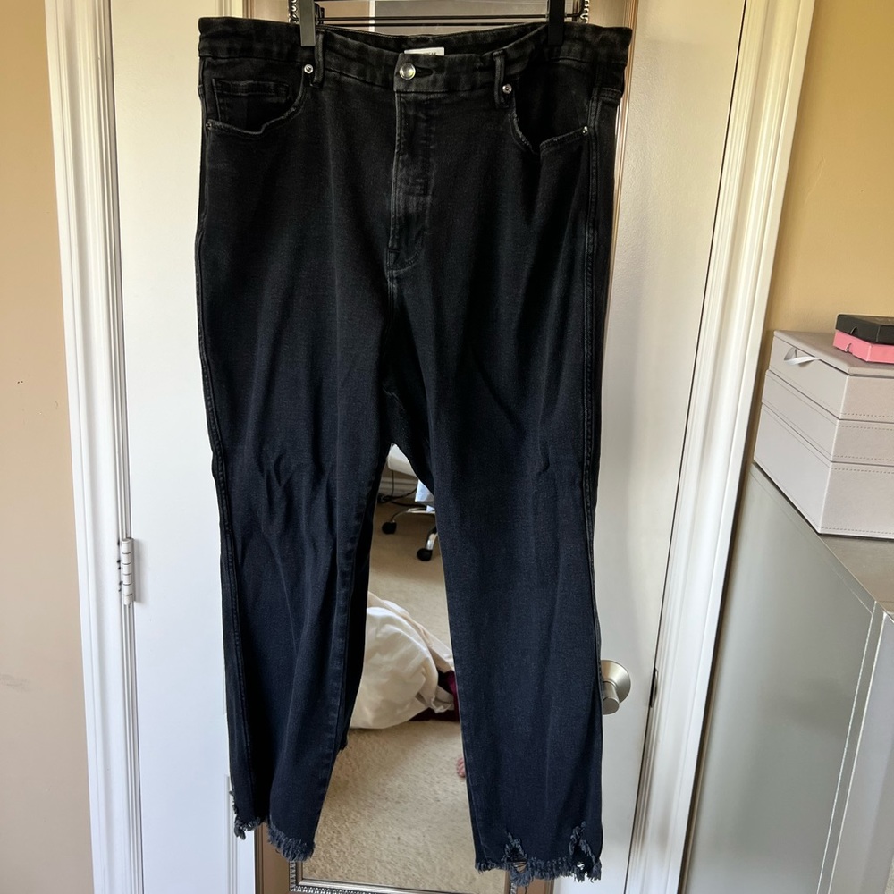 Good American Relaxed Fit, Distressed Jean